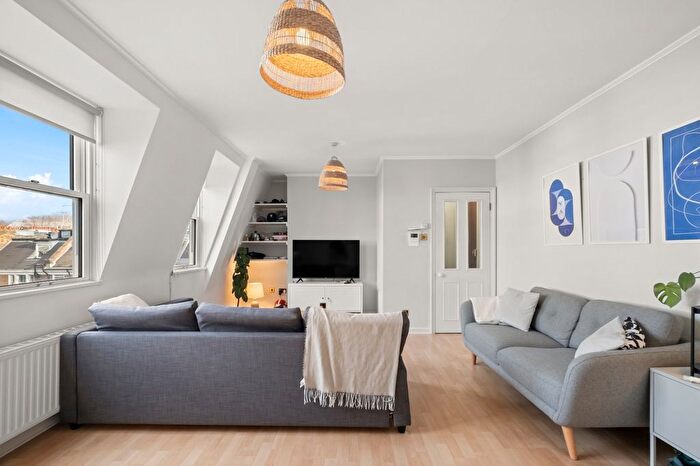 1 Bedroom Flat For Sale In Stafford Court, Kensington High Street, W8