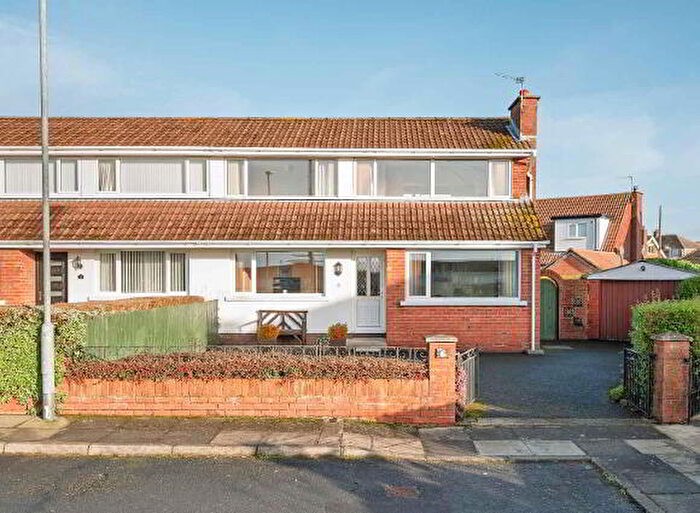 3 Bedroom House For Sale In Tinto Crescent, Bangor, BT19