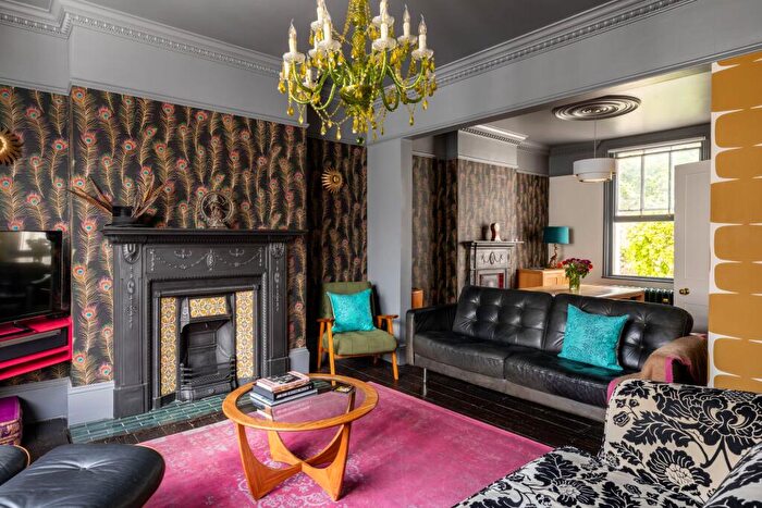 5 Bedroom Terraced House For Sale In Montpelier Street, Brighton, BN1