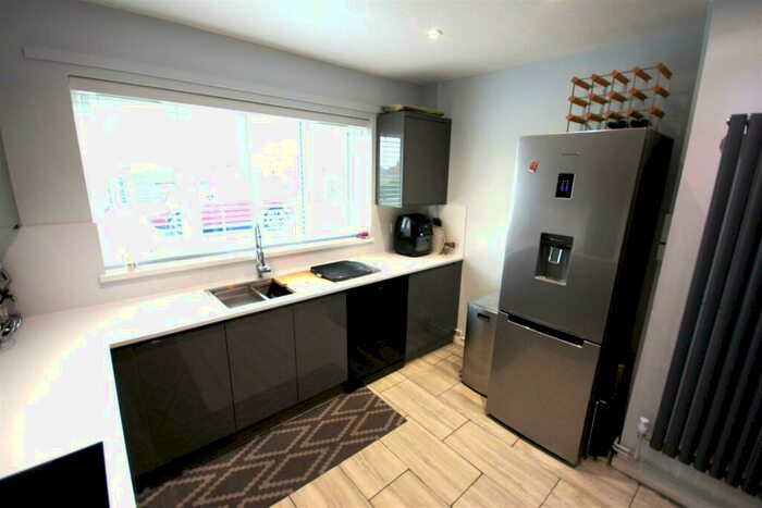 2 Bedroom Detached Bungalow For Sale In Crake Wells, Walkington, Beverley, HU17