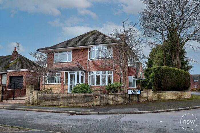 4 Bedroom Detached House To Rent In Spinney Close, Aughton, Ormskirk L39