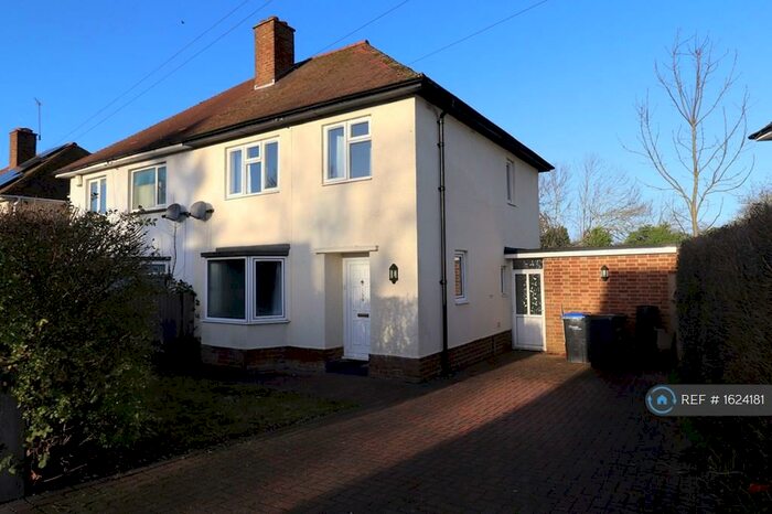 3 Bedroom Semi-Detached House To Rent In Fullingdale Road, Northampton, NN3