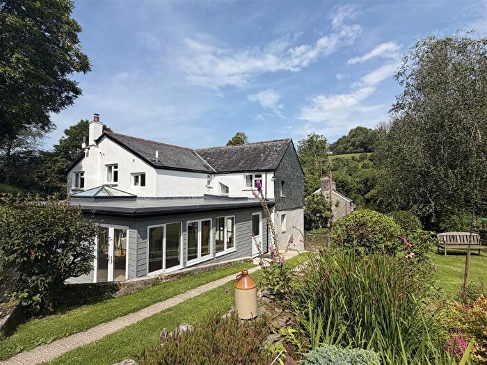 5 Bedroom House For Sale In Willsland, Nr St. Veep, Lostwithiel, PL22