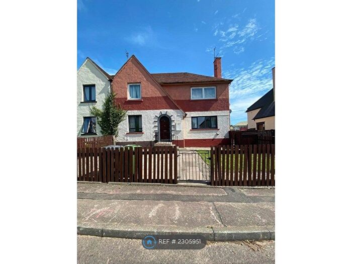 3 Bedroom Flat To Rent In Priory Crescent, Arbroath, DD11