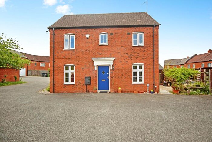 3 Bedroom End Of Terrace House For Sale In Addison Mews, Stratford-upon-Avon, Warwickshire, CV37