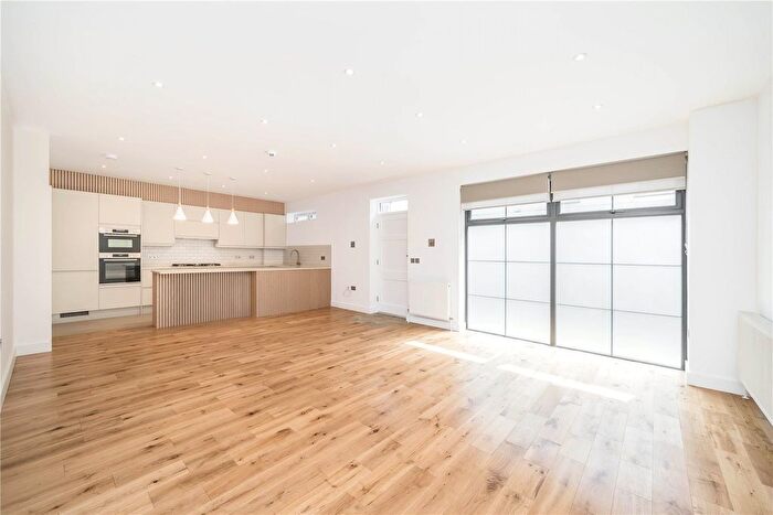 5 Bedroom Mews To Rent In Old Manor Yard, London, SW5