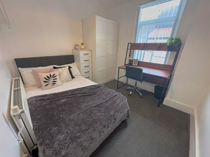 4 Bedroom House To Rent In Albert Edward Road, L7