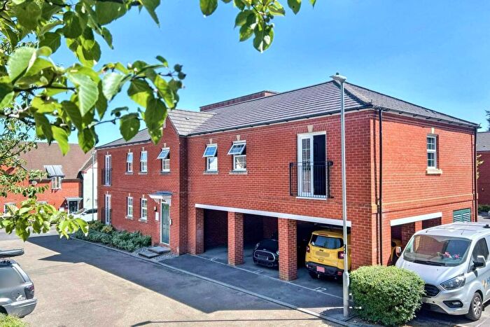 2 Bedroom Flat For Sale In Harnham, SP2