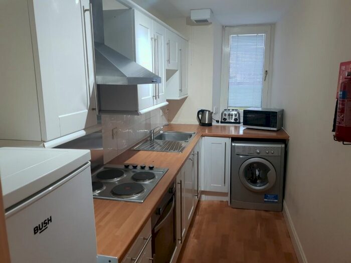 3 Bedroom Flat To Rent In Strathmartine Road, Strathmartine, Dundee DD3