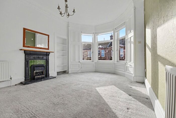 2 Bedroom Flat For Sale In Binnie Street, Inverclyde, Gourock, PA19