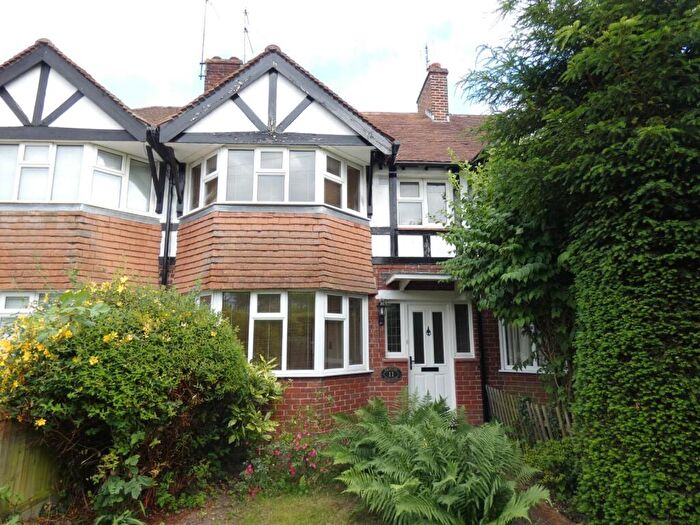 4 Bedroom End Of Terrace House To Rent In Clifton Gardens, Canterbury, Kent, CT2