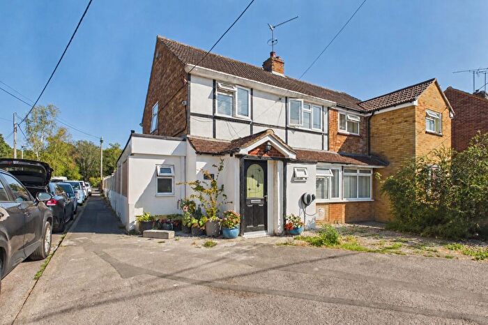 3 Bedroom Semi-Detached House For Sale In College Road, College Town, Sandhurst, Berkshire, GU47
