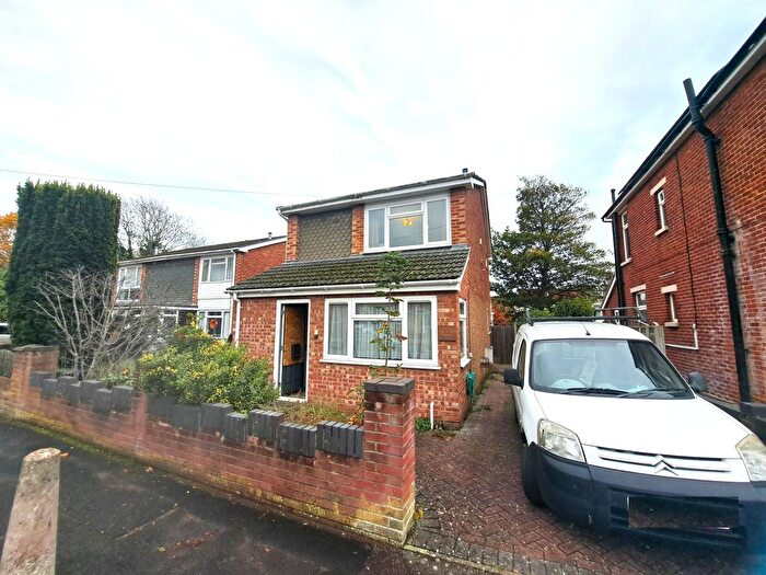 3 Bedroom Detached House For Sale In Exmouth Road, Gosport, PO12