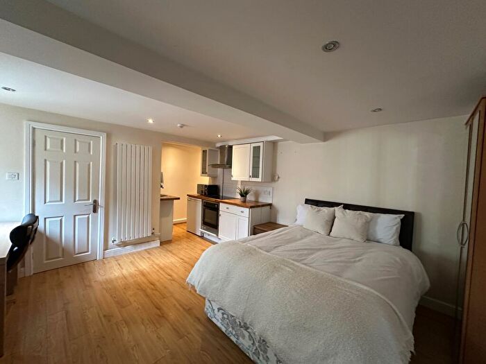 Studio To Rent In Room, Wilson Street, DE1