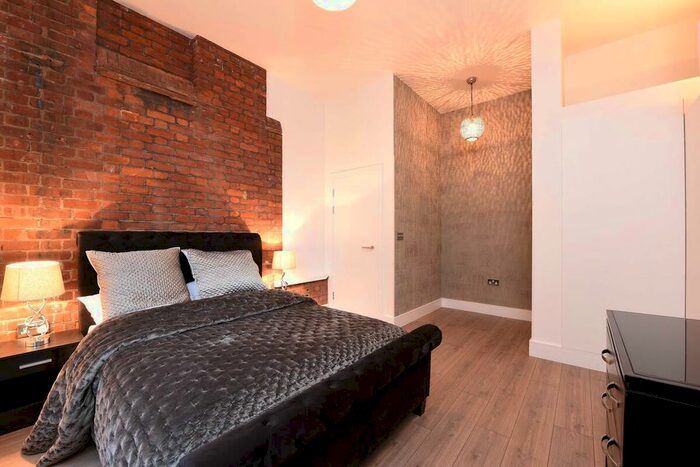 2 Bedroom Flat To Rent In Park Mansions, Knightsbridge, London, SW1X