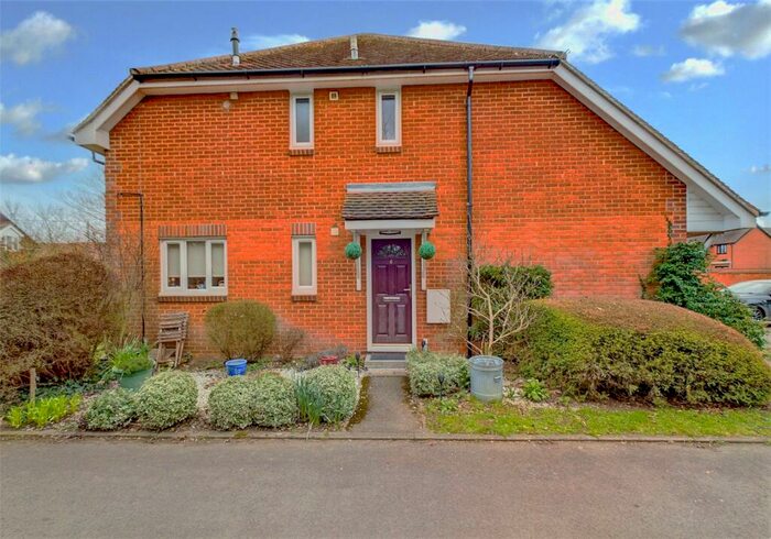 2 Bedroom Apartment To Rent In Fothergill Place, Thame, Oxfordshire, OX9