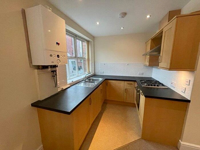 1 Bedroom Flat To Rent In Victoria Park Road, Leicester, LE2