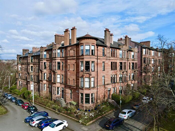 5 Bedroom Flat For Sale In / Queensborough Gardens, Hyndland, G12