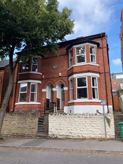 6 Bedroom Semi-Detached House To Rent In Albert Grove, Lenton, Nottingham, NG7