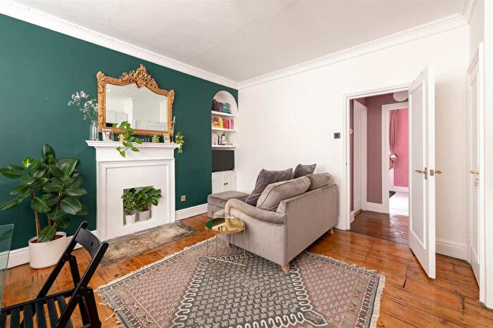 1 Bedroom Flat To Rent In Belvedere, Bath, BA1