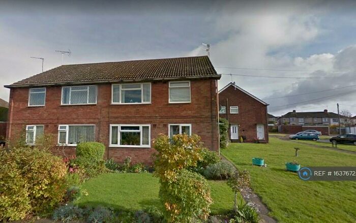 2 Bedroom Flat To Rent In Malam Close, Coventry, CV4