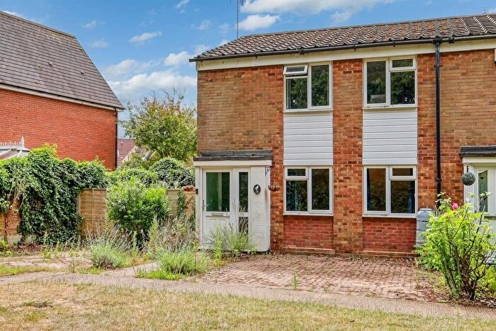 3 Bedroom End Of Terrace House For Sale In Dakyn Drive, Stock, CM4