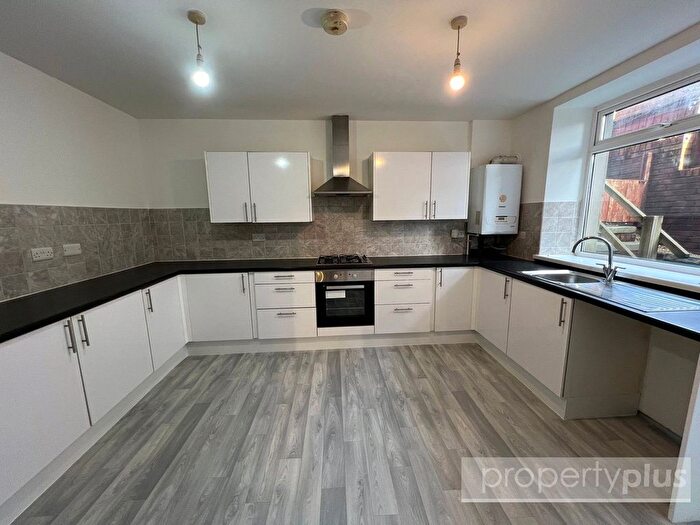 3 Bedroom End Terrace House For Sale In Clydach Road, Tonypandy, Rhondda Cynon Taff, CF40