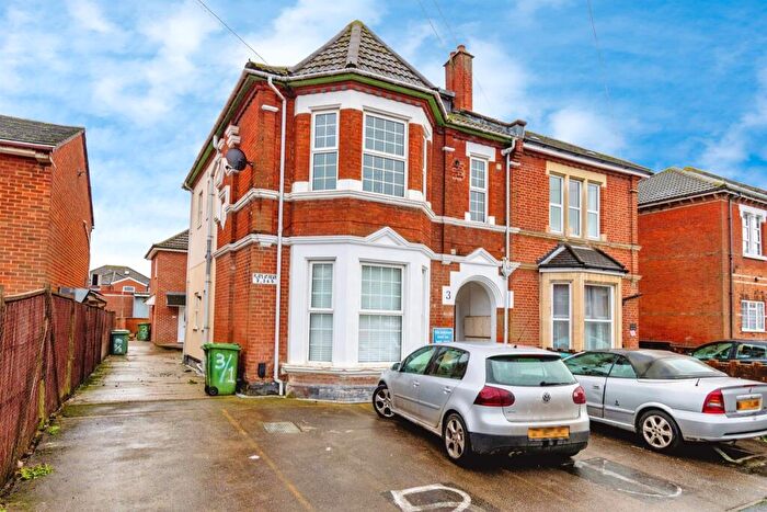 1 Bedroom Flat For Sale In Alma Road, Southampton, SO14
