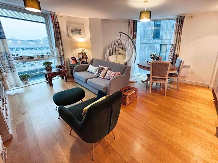 2 Bedroom Flat For Sale In Chatham Quays, Dock Head Road, Chatham, Kent, ME4