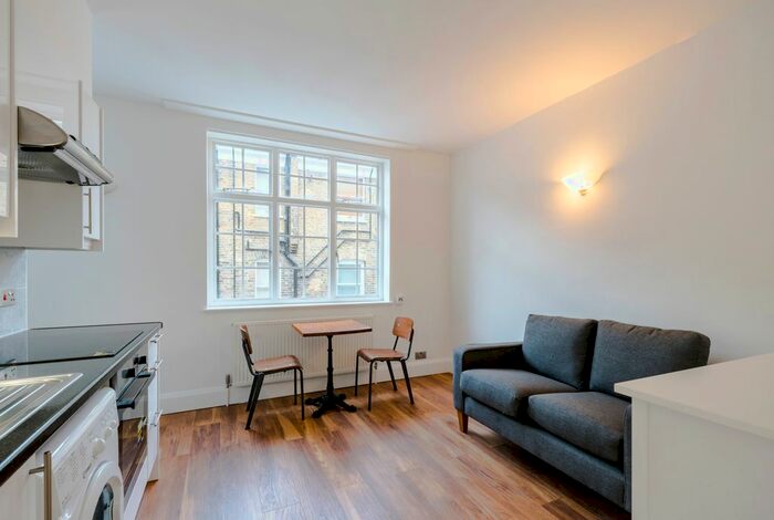 Studio To Rent In Marylebone High Street, London, W1U