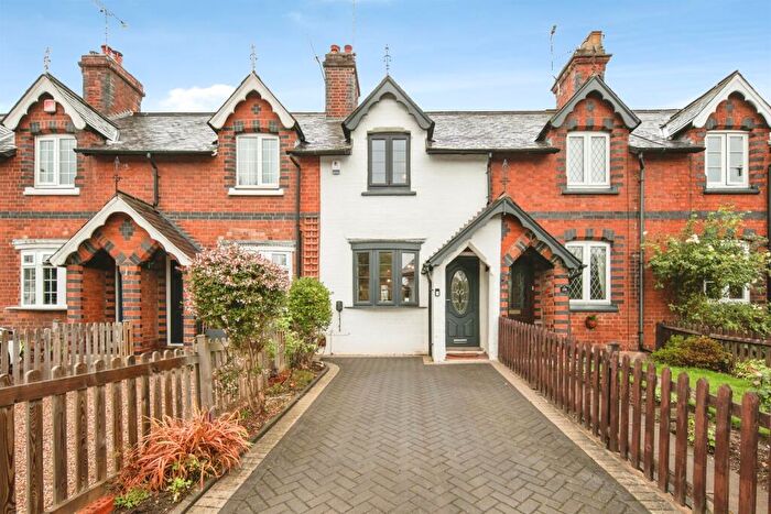 2 Bedroom Terraced House For Sale In School Lane, Kenilworth, CV8