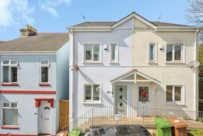 3 Bedroom Semi-Detached House For Sale In Brockley Road, Plymouth, Devon, PL3