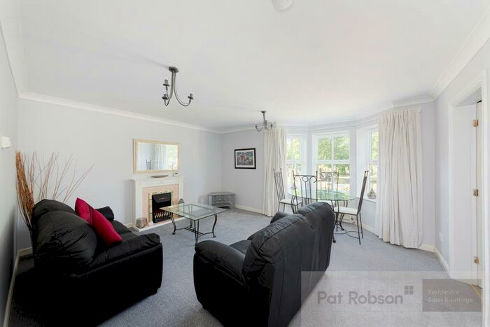 2 Bedroom Apartment To Rent In Regency Court, Jesmond, NE2