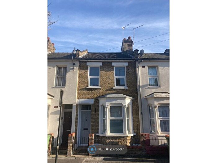 2 Bedroom Terraced House To Rent In Tavistock Road, London, E15