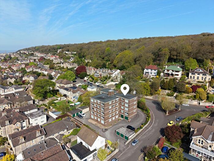 2 Bedroom Flat For Sale In Kingsholme Court, Arundell Road, BS23