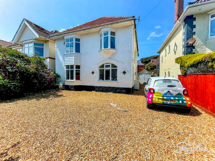 2 Bedroom Flat To Rent In Southwood Avenue, Southbourne, Bournemouth, BH6