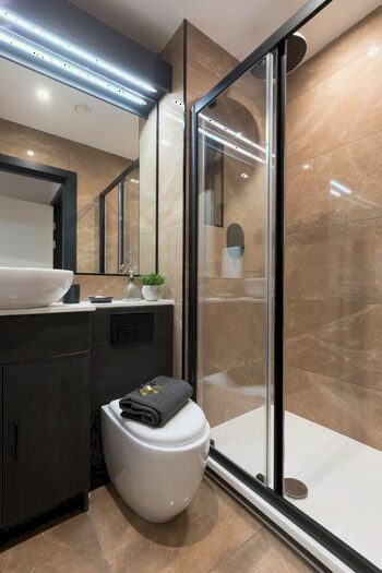 2 Bedroom Apartment To Rent In Bed Apartment, Portland Street, Basil House, M1