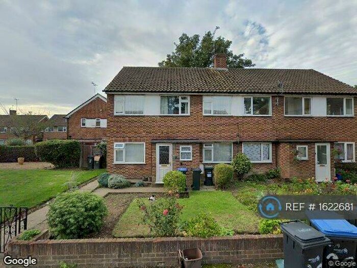 2 Bedroom Maisonette To Rent In Eagle Close, Enfield, EN3