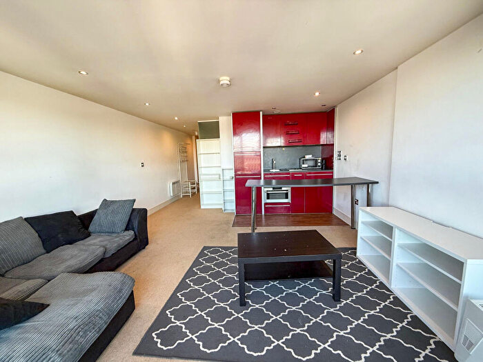 1 Bedroom Flat To Rent In Huntingdon Street, City Centre, Nottingham, NG1