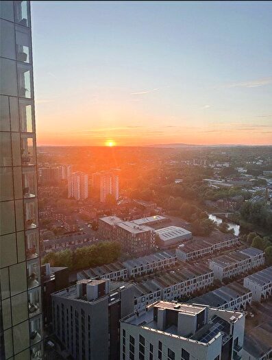 Studio For Sale In Embankment Exchange, Salford, M3