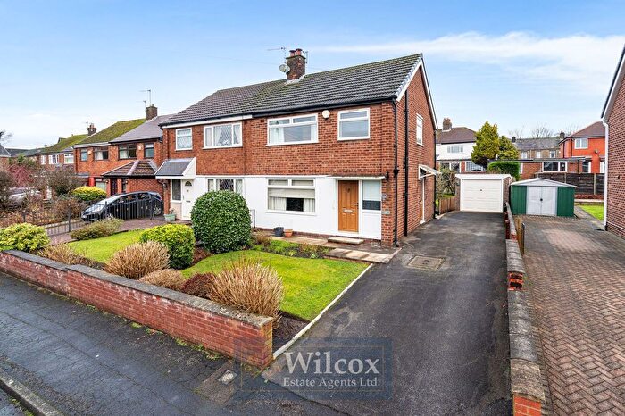 3 Bedroom Semi Detached House For Sale In Brook Gardens, Bolton, BL2