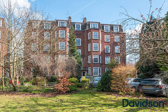 3 Bedroom Flat For Sale In Kenilworth Court, Hagley Road, Edgbaston, B16