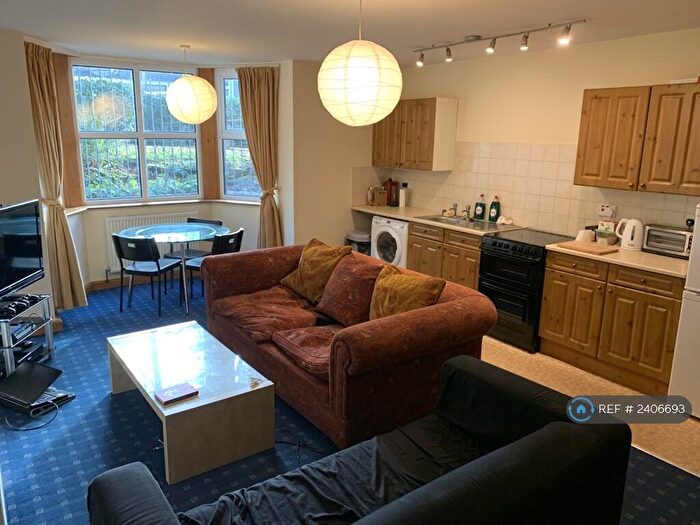 1 Bedroom Flat To Rent In Moorland Hall, Leeds, LS3