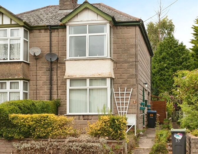 2 Bedroom Semi-Detached House For Sale In Oxford Road, Calne, SN11