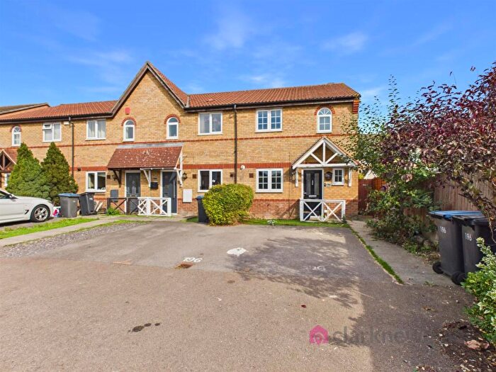 3 Bedroom End Of Terrace House To Rent In Coalport Close, Church Langley, Harlow, CM17