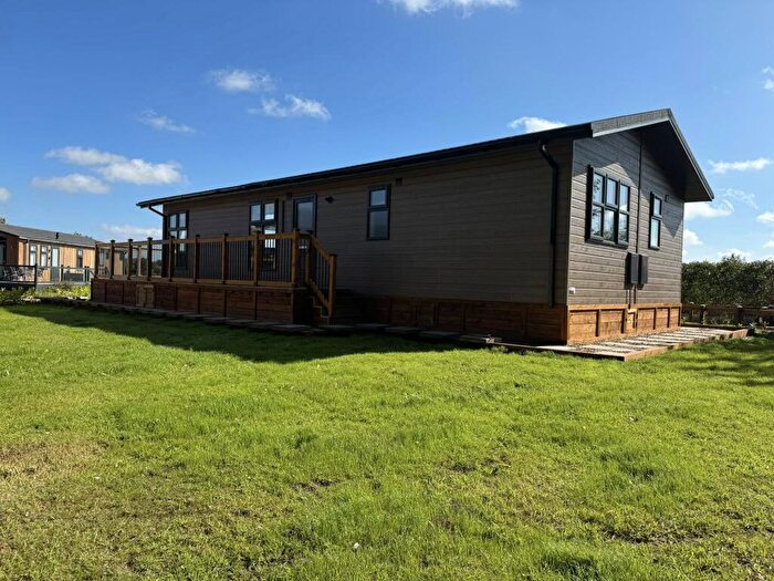 3 Bedroom Park Home For Sale In Cherry Burton Luxury Lodge Park, Leconfield Road, Cherry Burton, East Riding Of Yorkshire, HU17