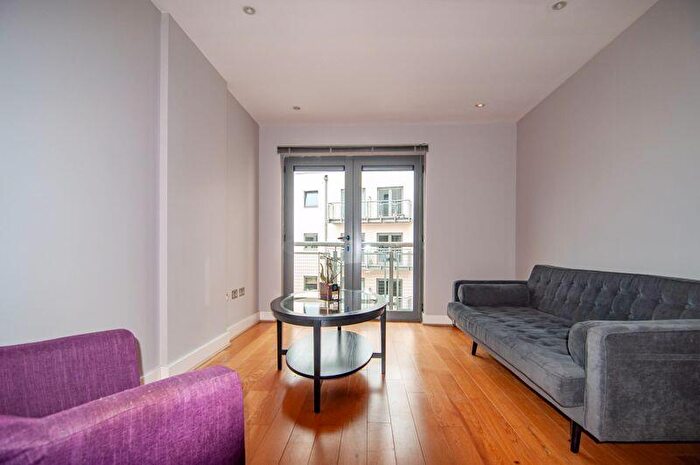 1 Bedroom Flat For Sale In Central Quay North, Bristol, BS1