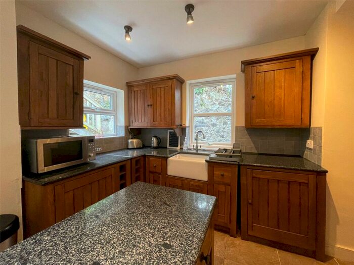 5 Bedroom House To Rent In Garth Road, Bangor, Gwynedd, LL57