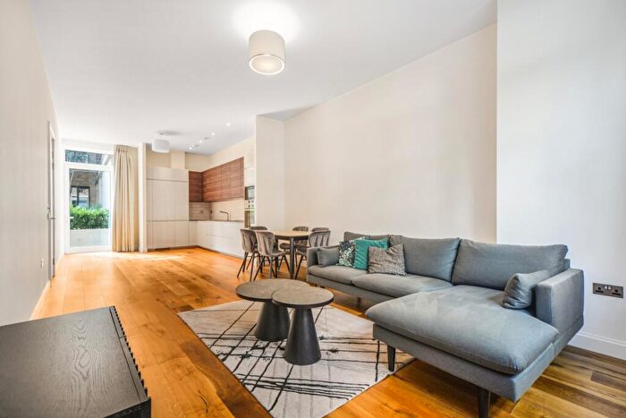 2 Bedroom Flat To Rent In Copperworks Wharf Sugar House Island, E15