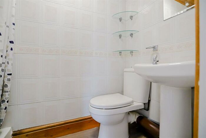 3 Bedroom House To Rent In Harwood Road, Rishton, BB1